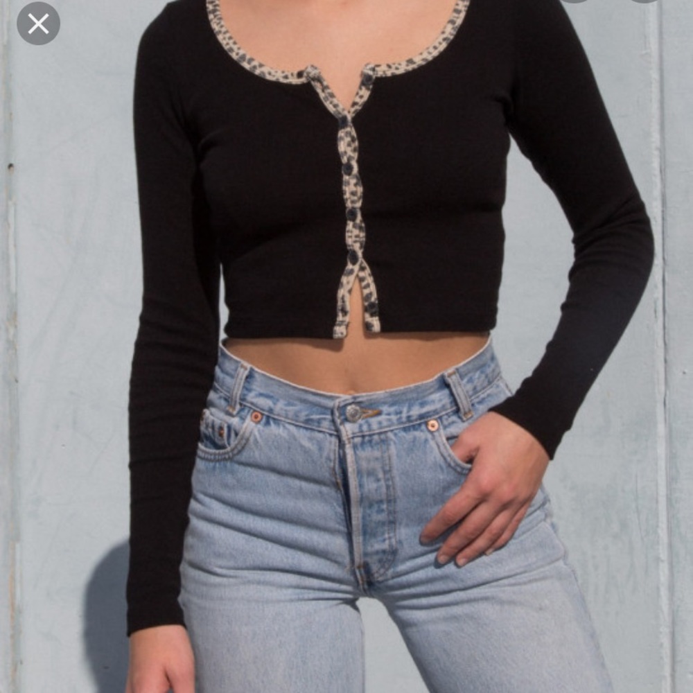 Brandy Melville Zelly top